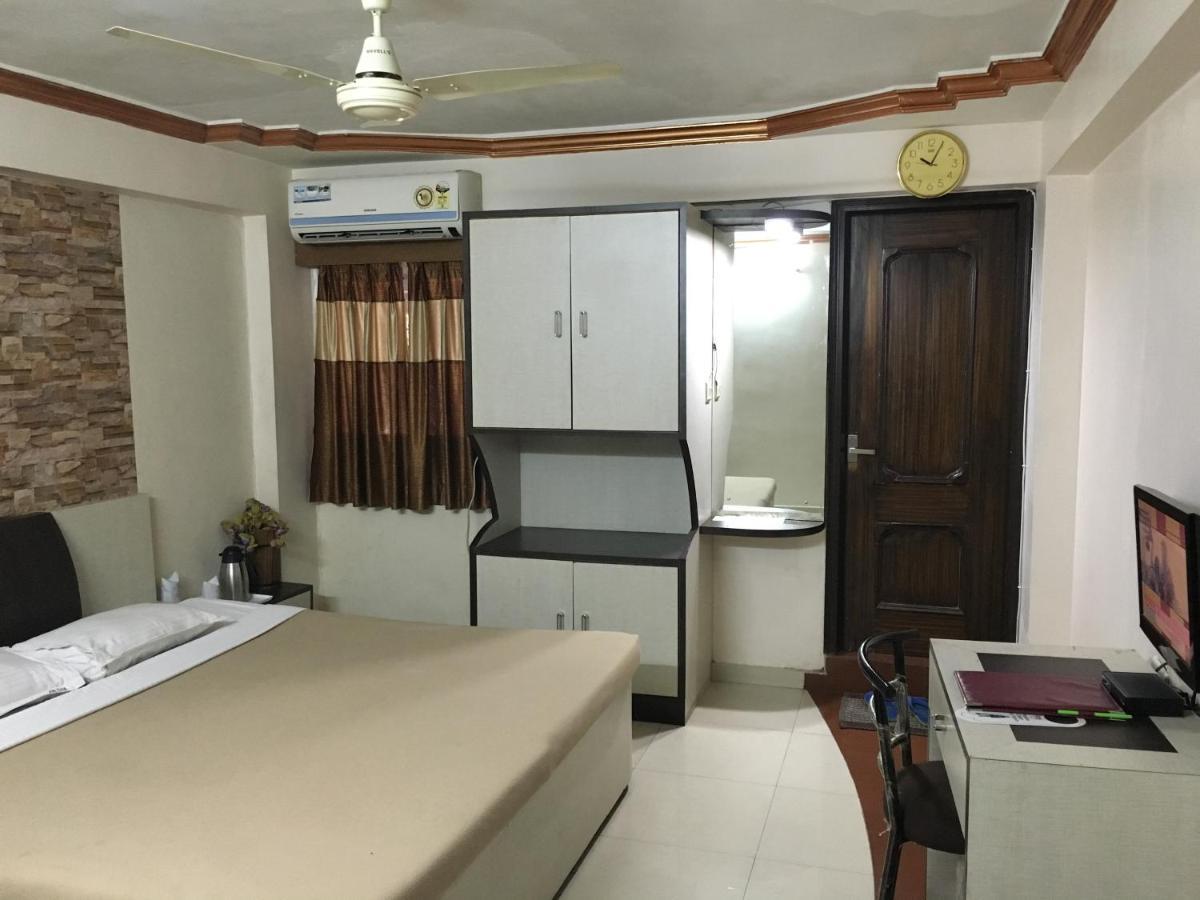 Hotel Grand Arjun Rāipur Esterno foto