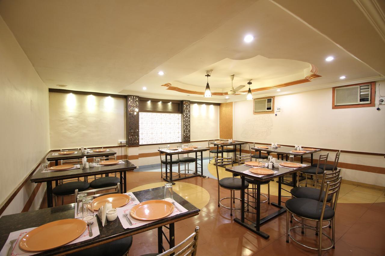 Hotel Grand Arjun Rāipur Esterno foto